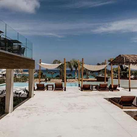 Cavo Zoe Seaside Hotel