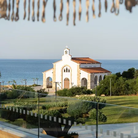 Cavo Zoe Seaside