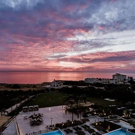 Ξενοδοχείο Cavo Zoe Seaside 4*