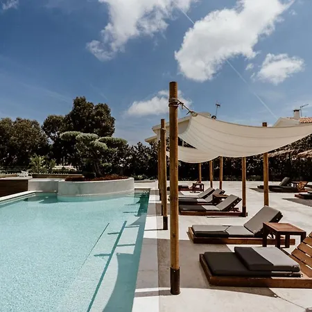 Cavo Zoe Seaside Hotell