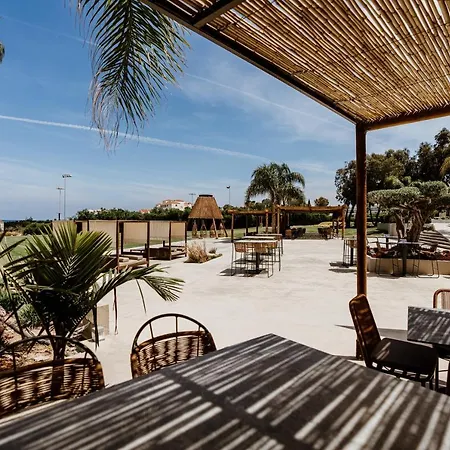 Ξενοδοχείο Cavo Zoe Seaside 4*