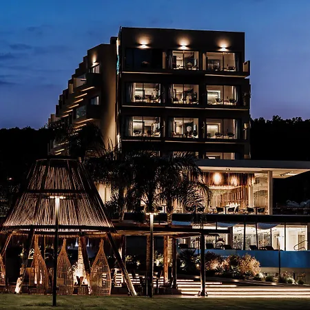 Ξενοδοχείο Cavo Zoe Seaside 4*