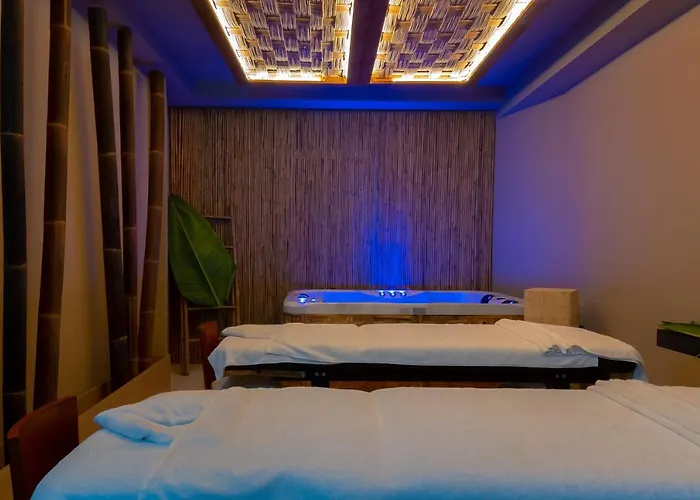 Cavo Zoe Seaside Hotel 4*