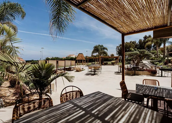 Hotel Cavo Zoe Seaside 4*